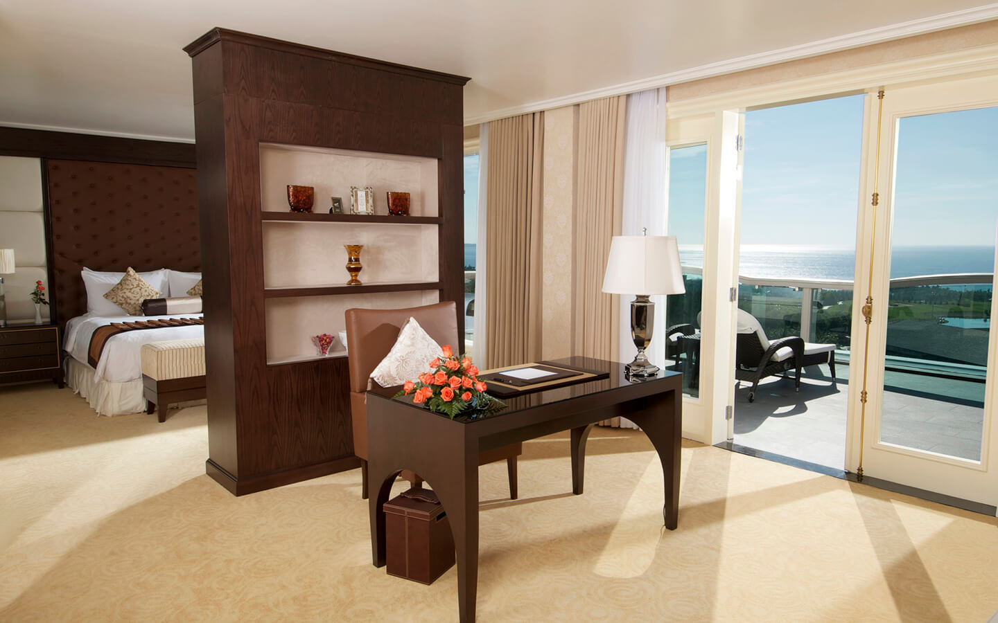 PRESIDENT SUITE